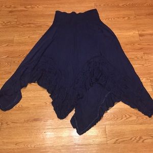 Ashley Stewart blue shark bite skirt size 14/16